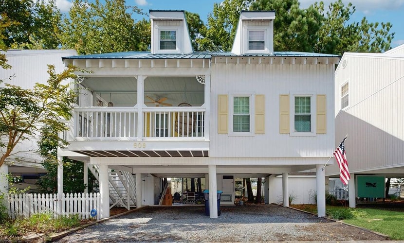 3 BR Bahama Beach Cottage near downtown Bethany Beach