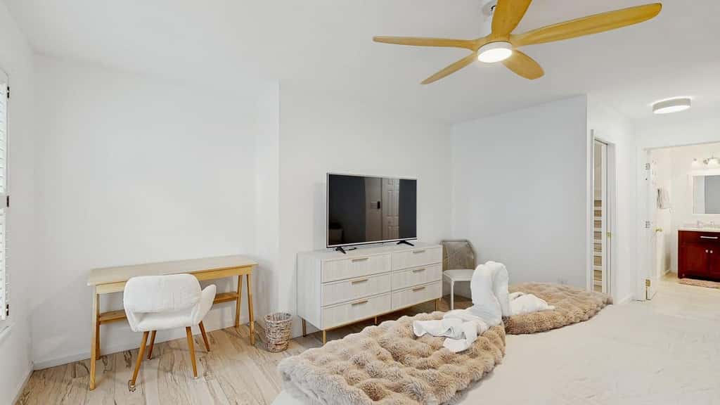 3 BR Bahama Beach Cottage near downtown Bethany Beach