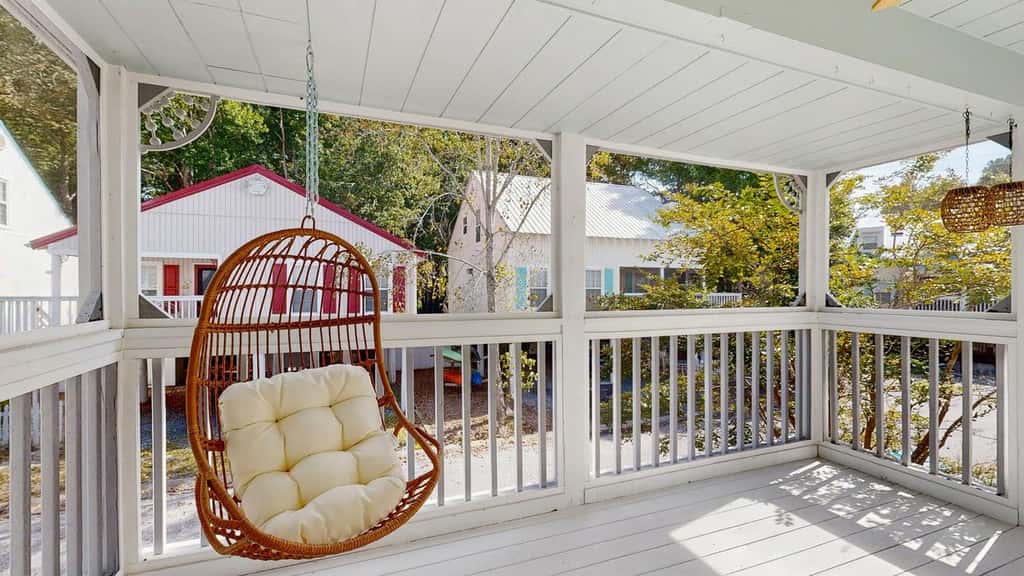 3 BR Bahama Beach Cottage near downtown Bethany Beach
