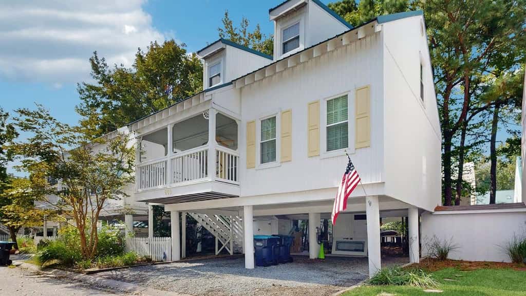 3 BR Bahama Beach Cottage near downtown Bethany Beach