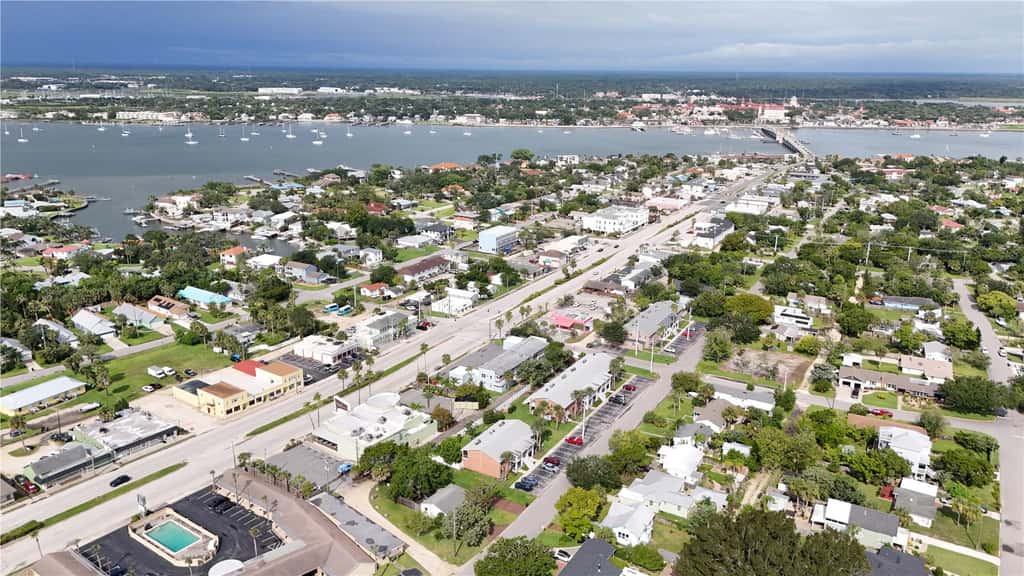 Salt Run II: Family-Friendly Downtown View