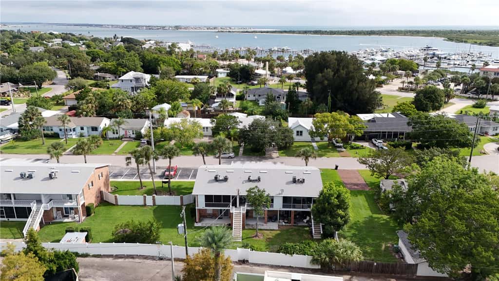 Salt Run II: Family-Friendly Downtown View