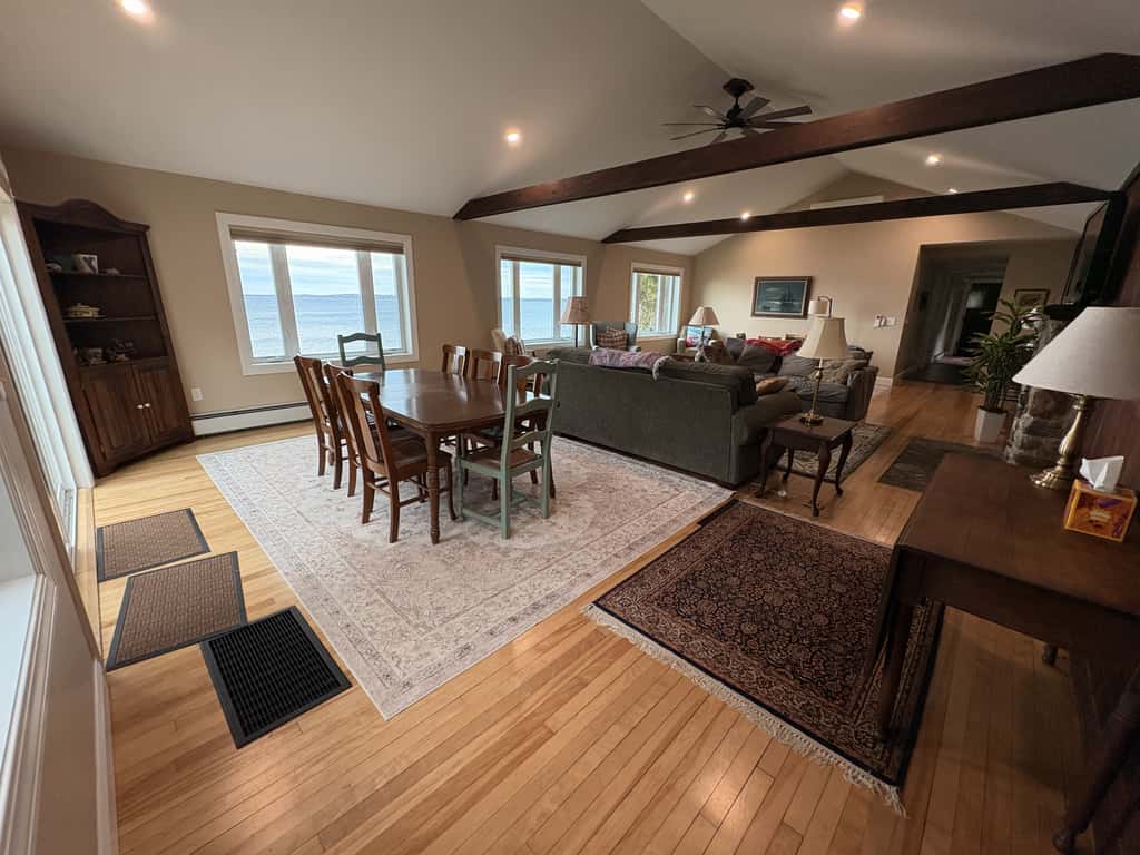Lake Life Retreat