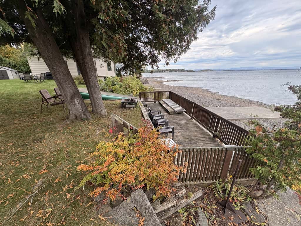 Lake Life Retreat