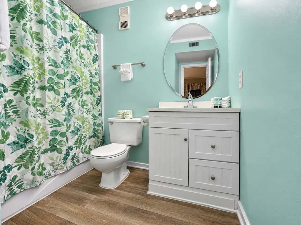 Myrtle Beach Resort A-329 with Resort-Style Amenities