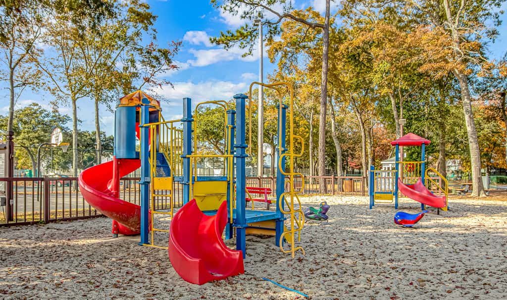 Myrtle Beach Resort A-329 with Resort-Style Amenities