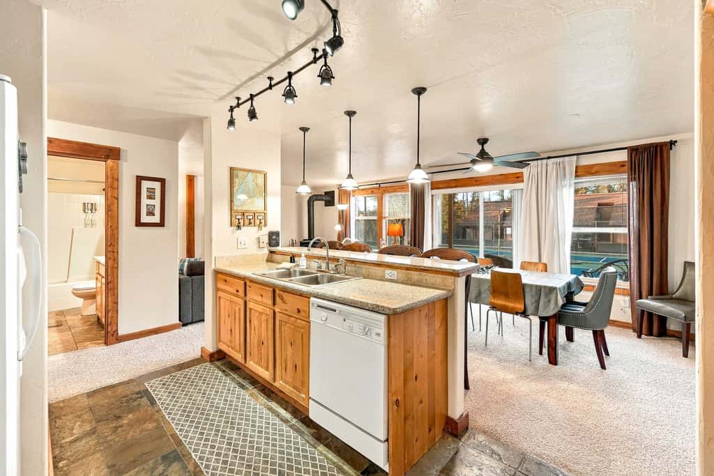 Aspen Village McCall Condo | Pools, Gym, Hot Tub
