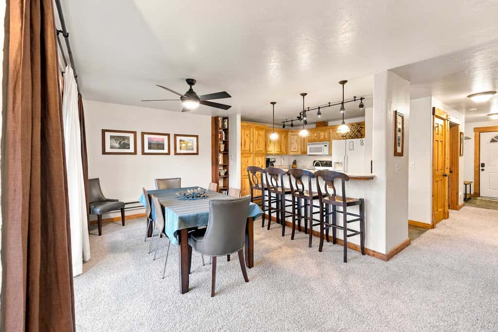 Aspen Village McCall Condo | Pools, Gym, Hot Tub