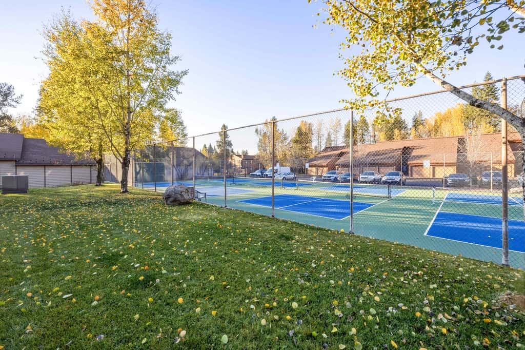 Aspen Village McCall Condo | Pools, Gym, Hot Tub