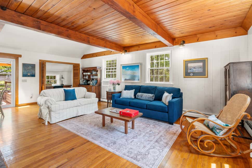 Capd Cod Ma Charming Cape Cod Cottage Fire Pit, Pet Friendly Minutes to the Beach ...