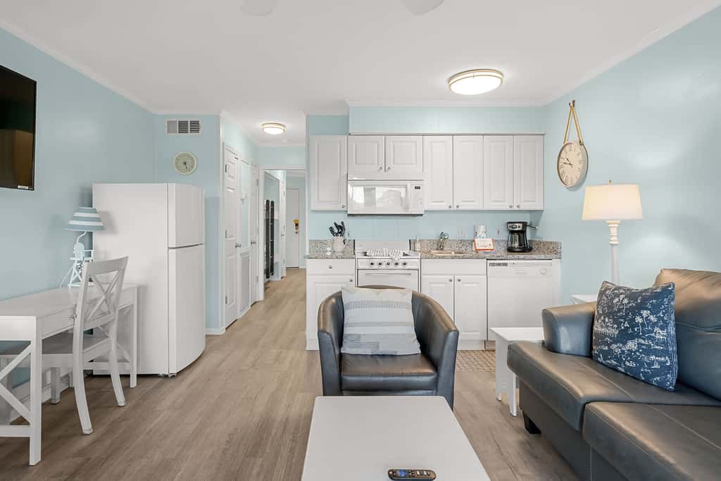Ocean View Condo Steps From Hilton Head Beach