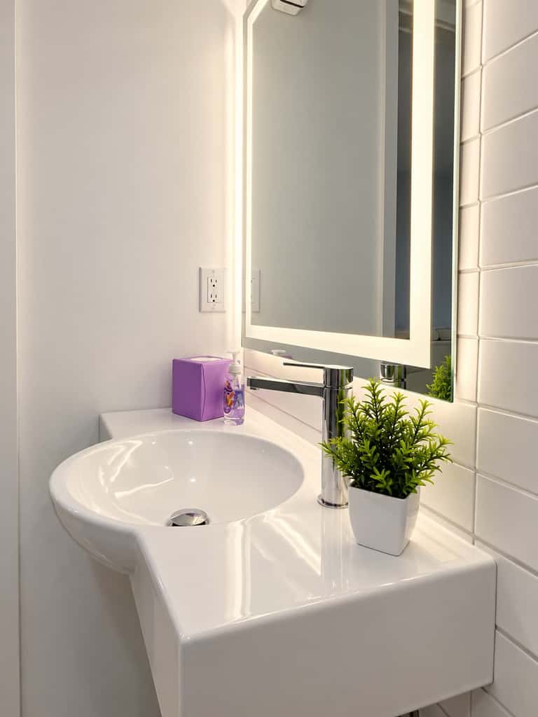 South Beach Modern Apartment: Rooftop Pool & Bay Views - 101