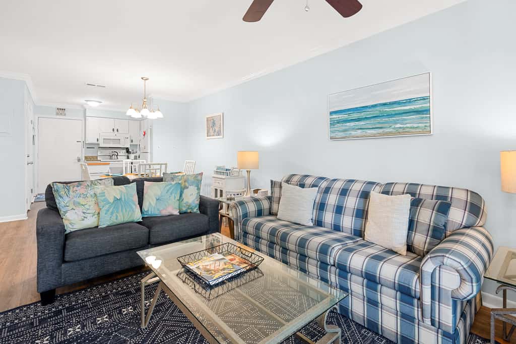 Top Floor Hilton Head Condo Near Folly Field Beach
