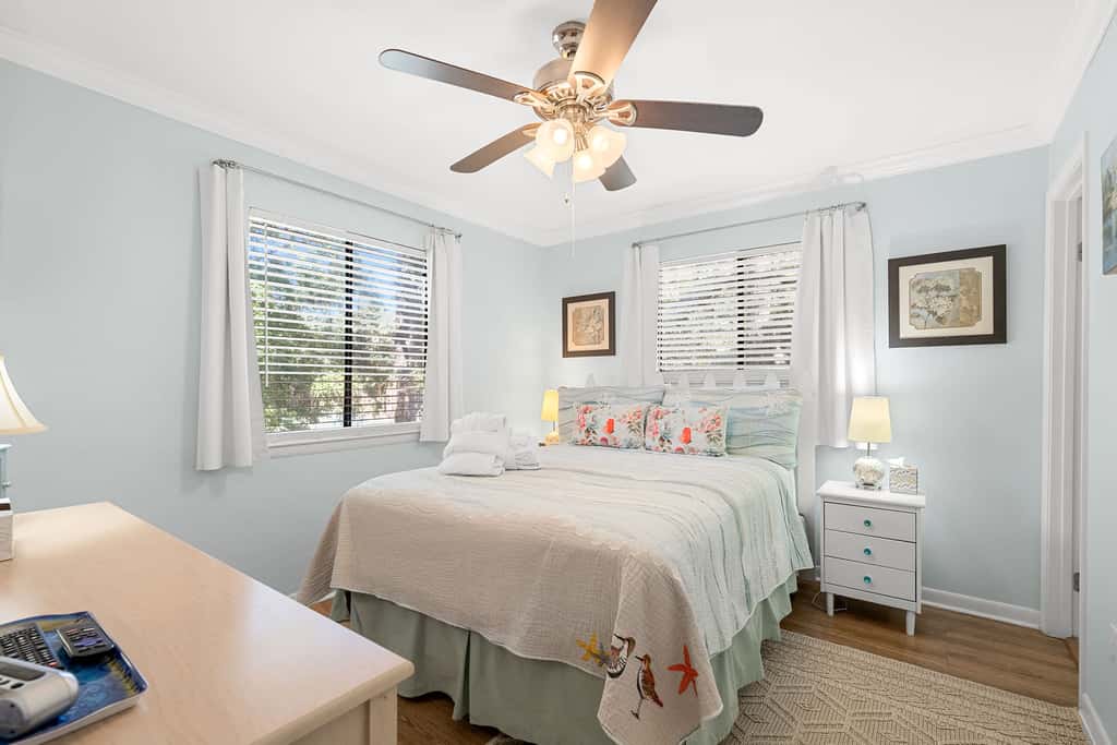 Top Floor Hilton Head Condo Near Folly Field Beach