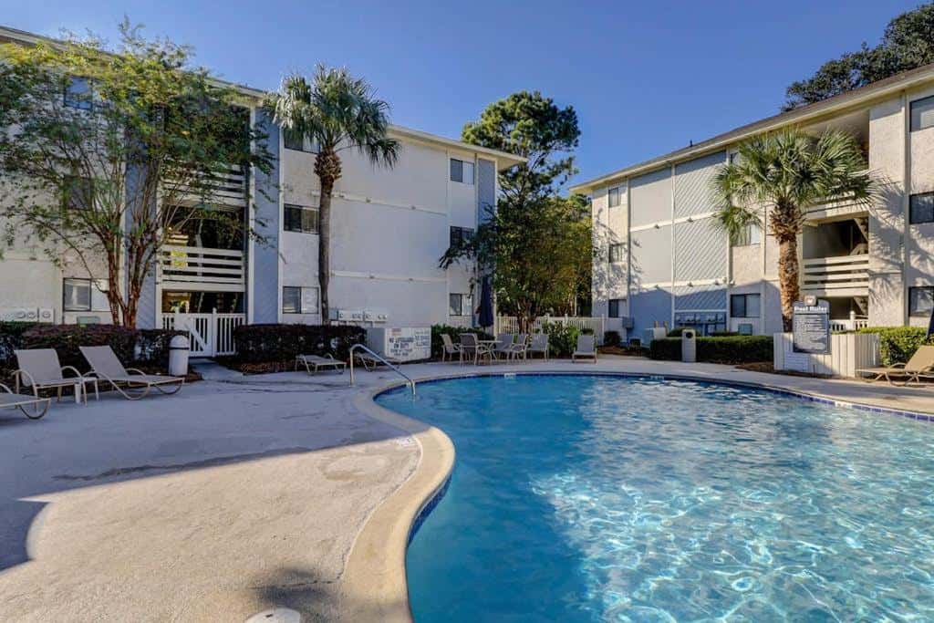 Top Floor Hilton Head Condo Near Folly Field Beach