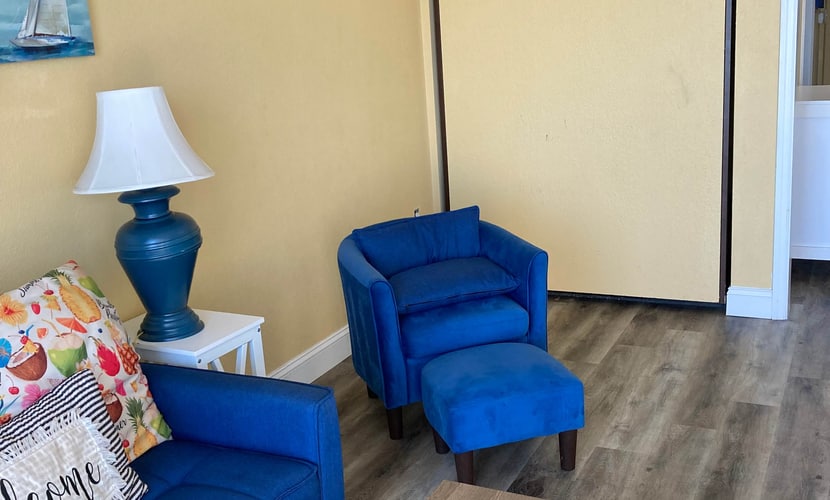 7th floor oceanfront condo w/shared pools, lazy river & direct beach access