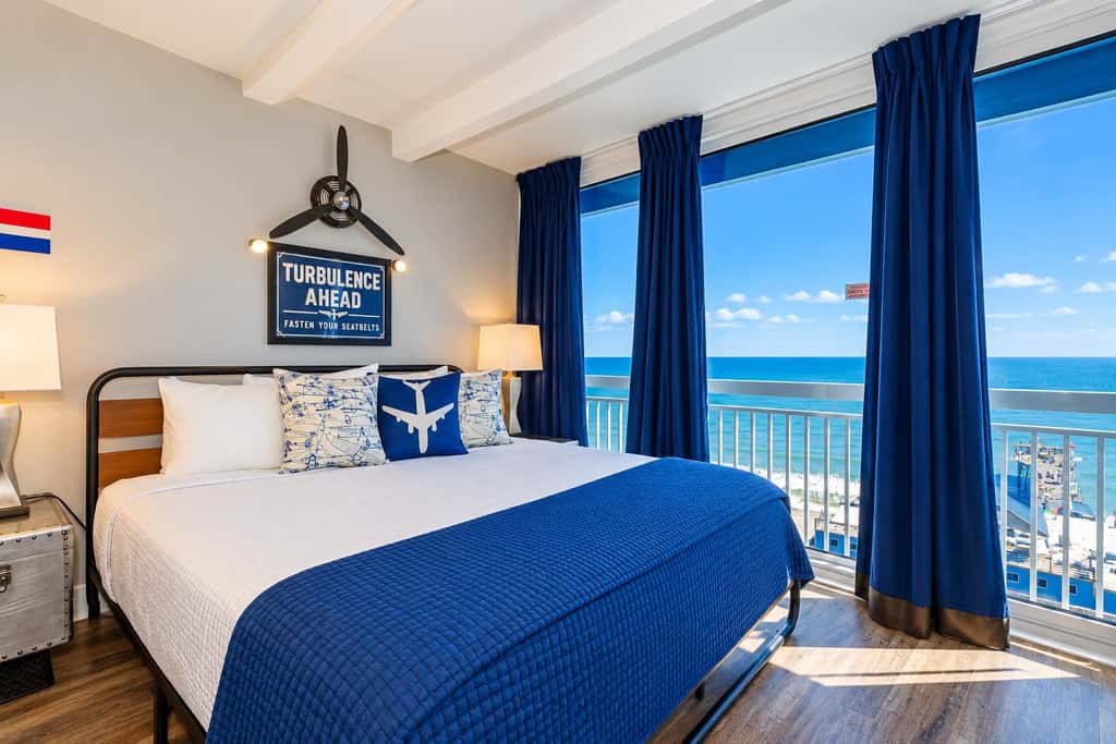 Fly Away to Your Myrtle Beach Getaway! Landing at Yachtsman S1105 Studio