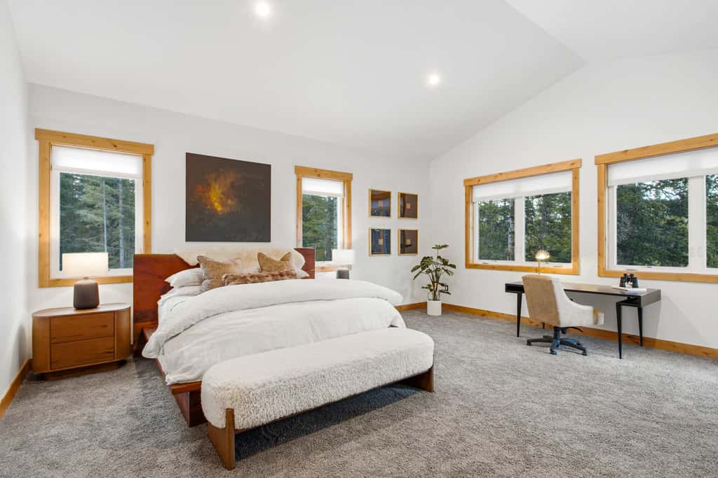 Hot Tub, Sauna, Heated Garage | 30 Min to Breck