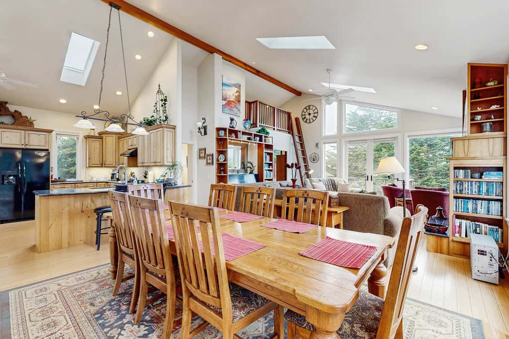 Stunning Mendocino Coast Views - Hot Tub & BBQ