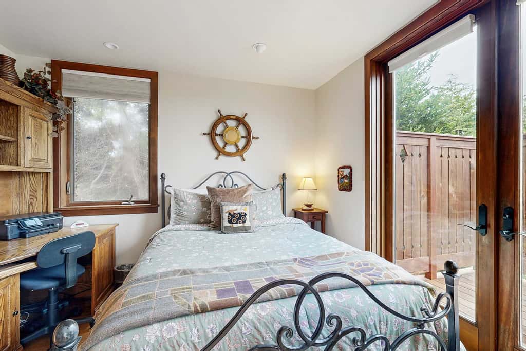 Stunning Mendocino Coast Views - Hot Tub & BBQ