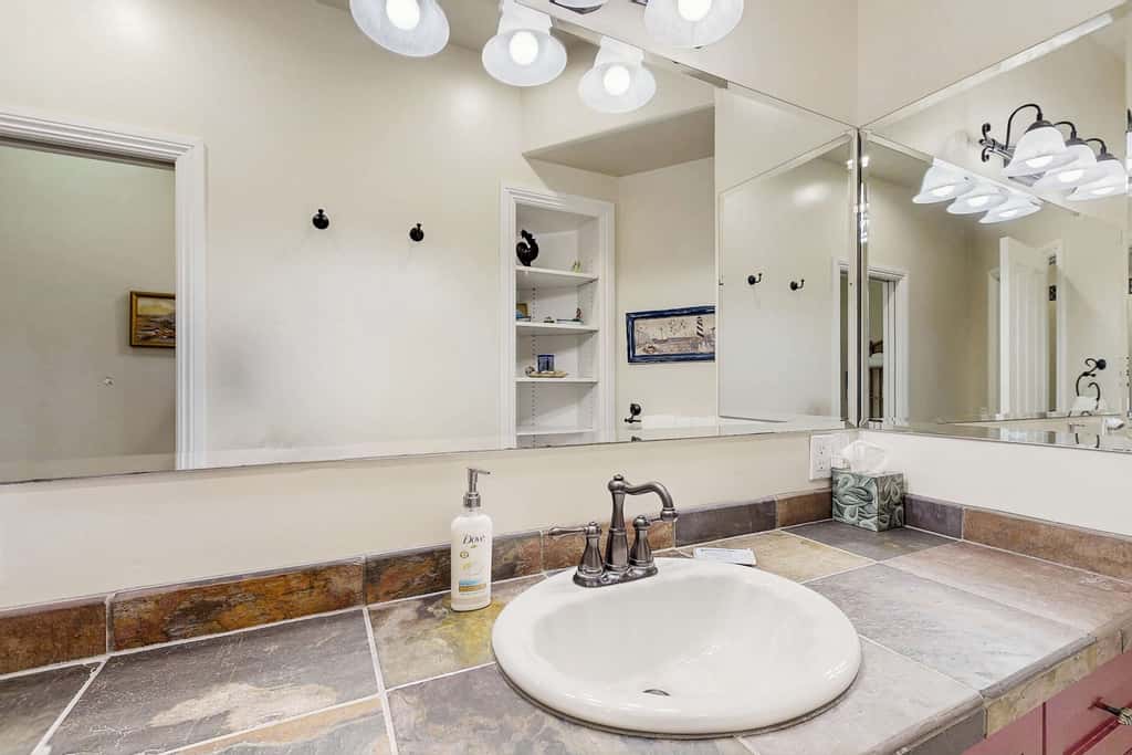 Stunning Mendocino Coast Views - Hot Tub & BBQ