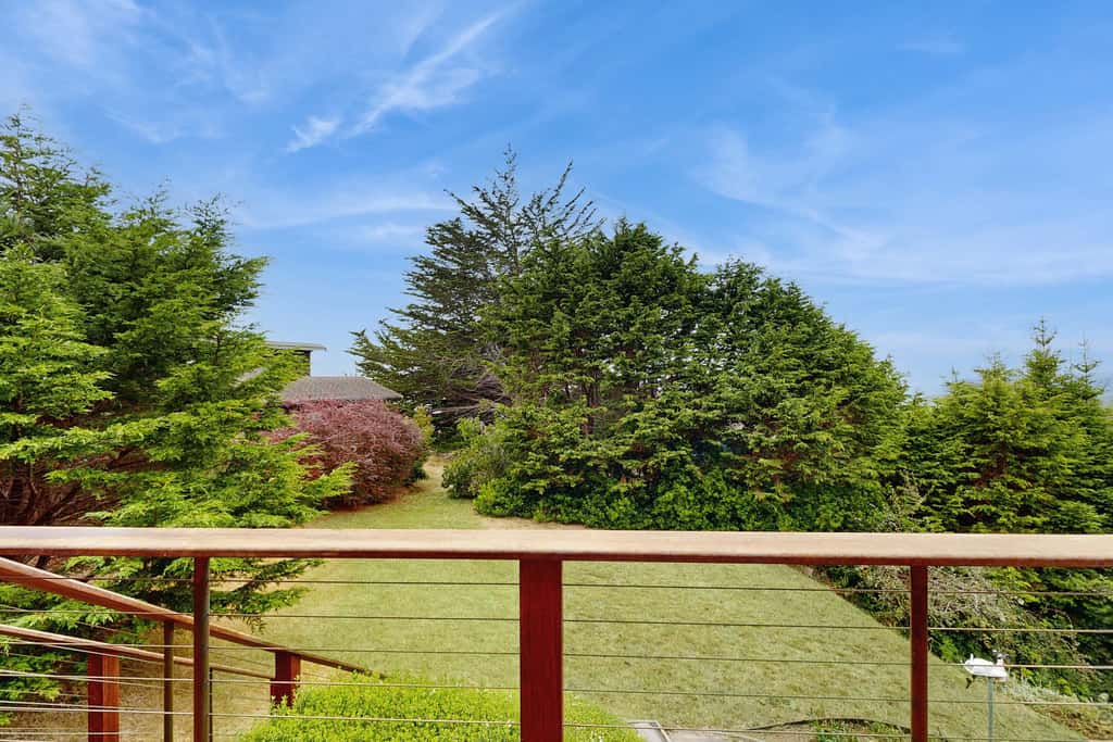 Stunning Mendocino Coast Views - Hot Tub & BBQ