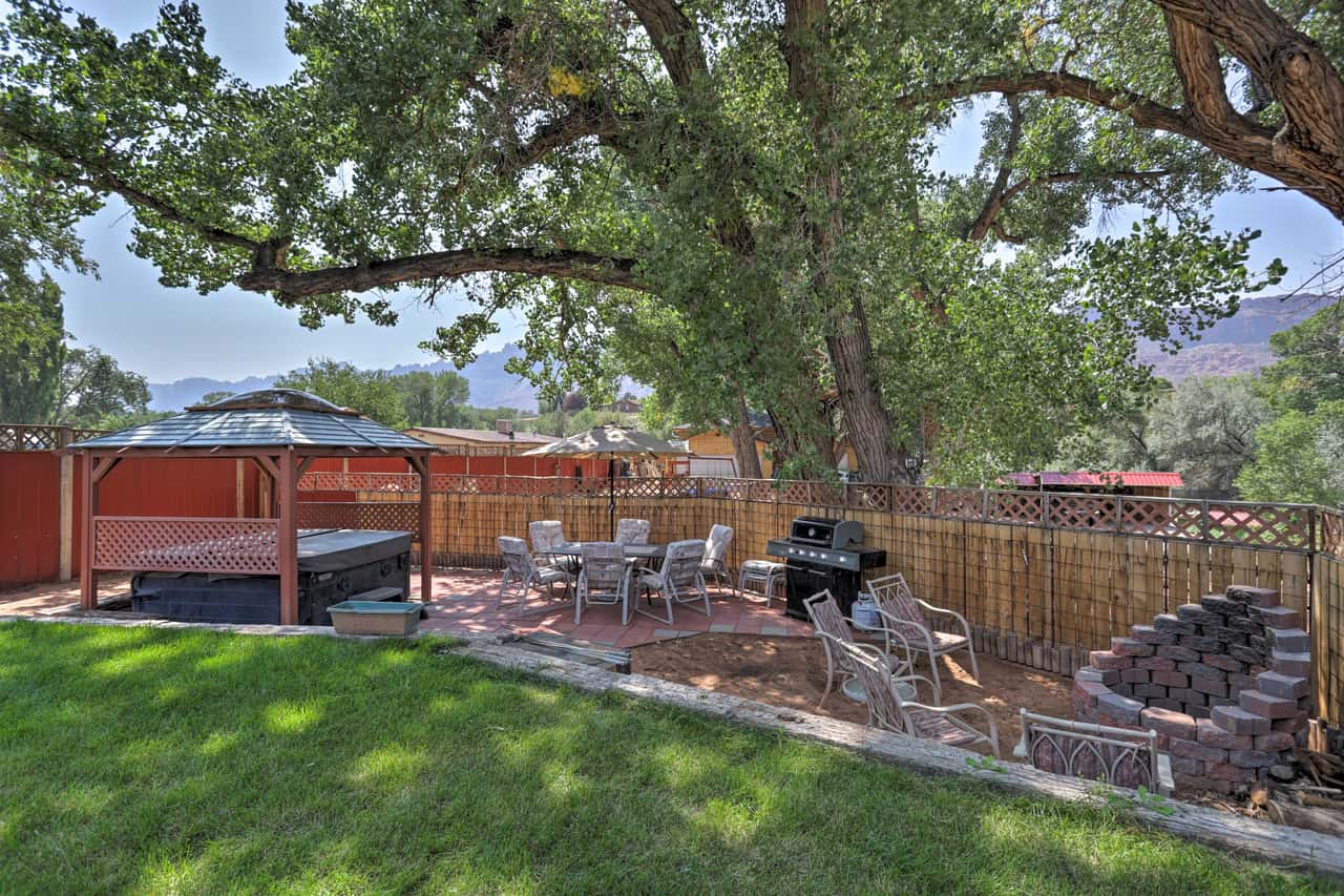 'Rustic Retreat' Moab Townhome w/ Grill & Fire Pit | 4 Bed Moab, UT ...