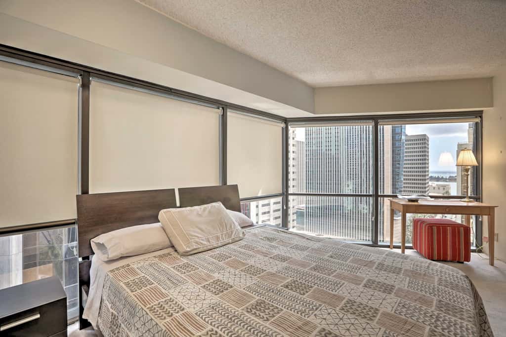 Downtown Honolulu Suite Near Ala Moana Beach!