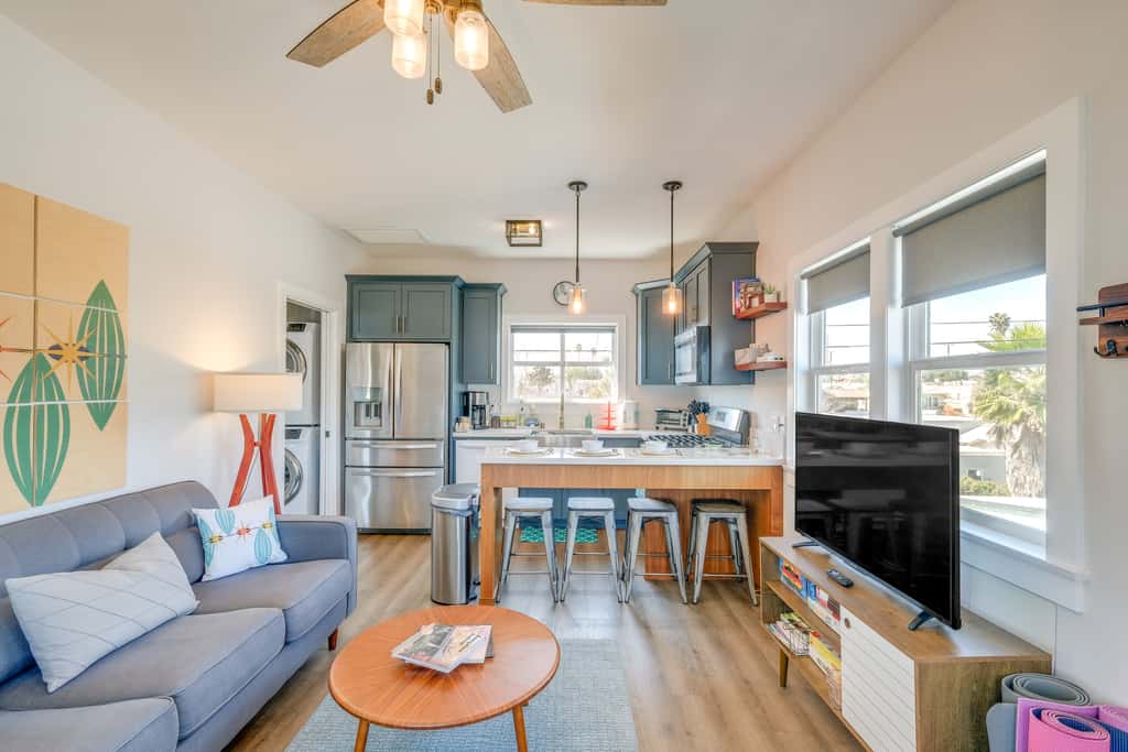 San Diego Guest House Apartment w/ Patio & Hot Tub