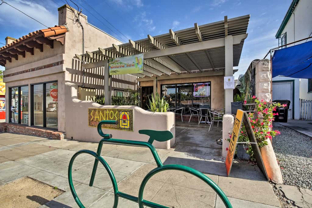 San Diego Guest House Apartment w/ Patio & Hot Tub
