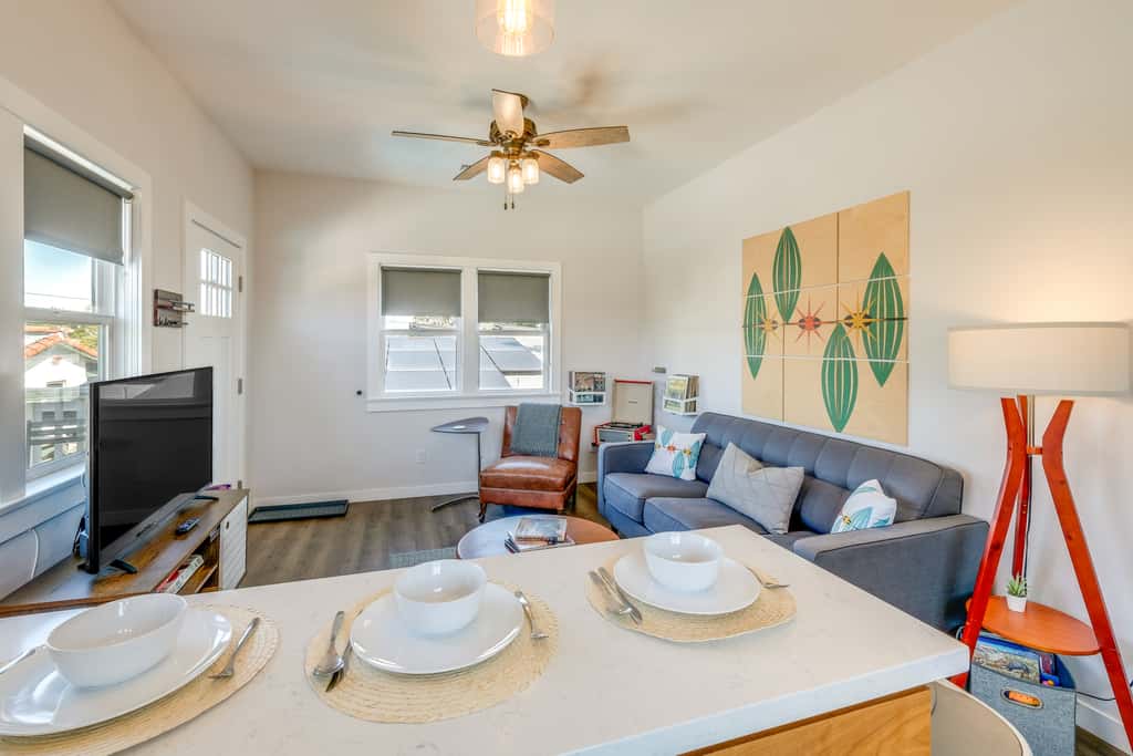 San Diego Guest House Apartment w/ Patio & Hot Tub