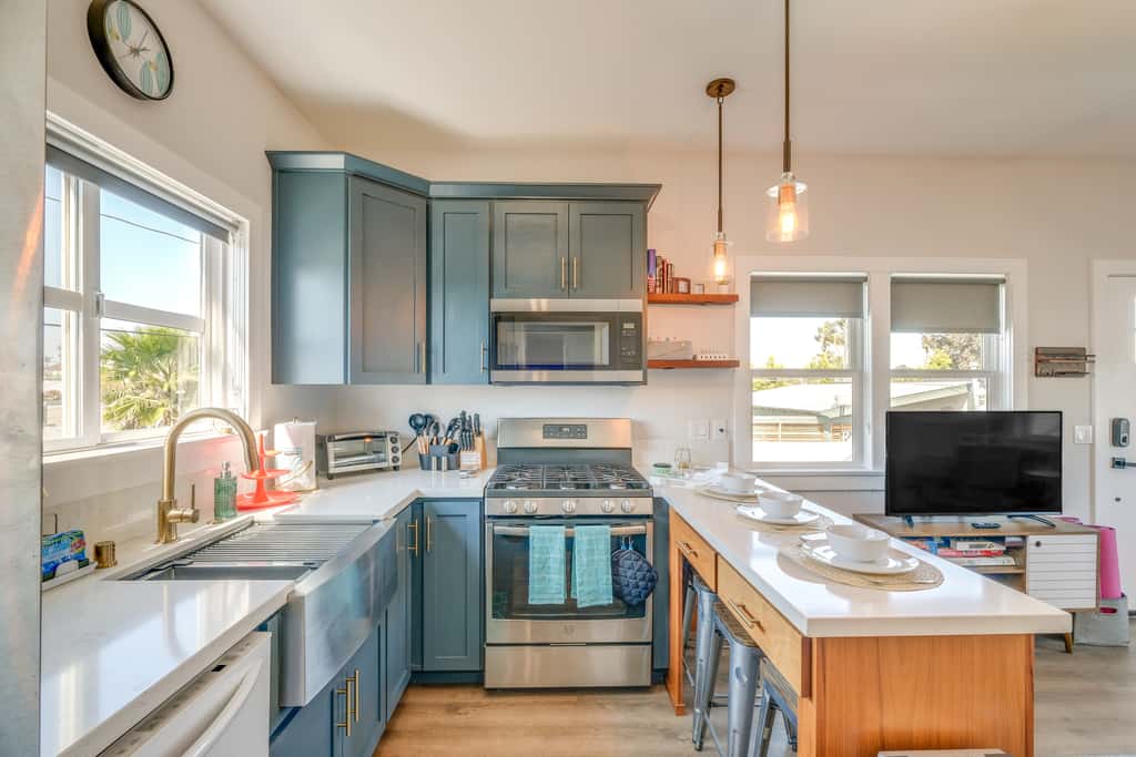 San Diego Guest House Apartment w/ Patio & Hot Tub