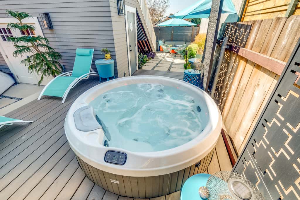 San Diego Guest House Apartment w/ Patio & Hot Tub