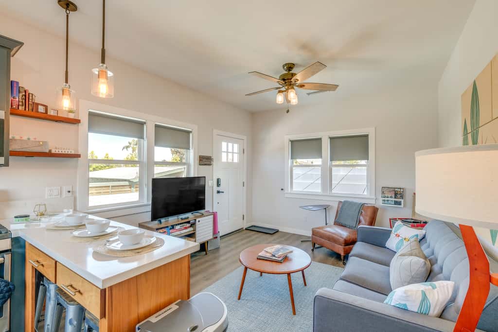 San Diego Guest House Apartment w/ Patio & Hot Tub