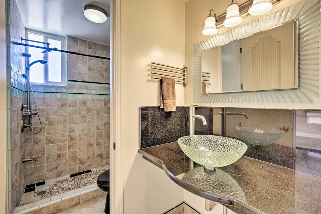 Beachfront Oceanside Condo w/ Pool & Hot Tub!