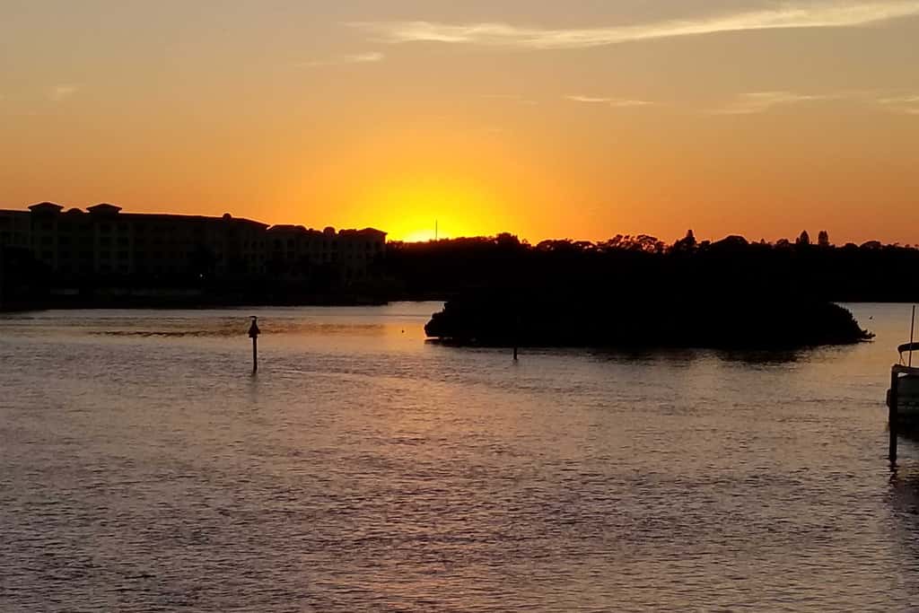 Bayfront Condo 3 Mi to Downtown St. Petersburg