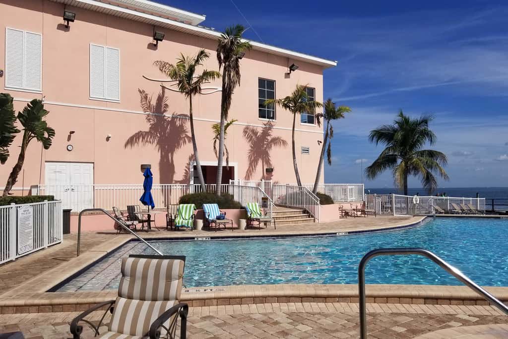 Bayfront Condo 3 Mi to Downtown St. Petersburg