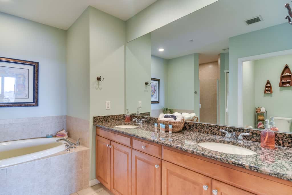 Coastal Condo w/ Harbor Views: Steps to Beach!