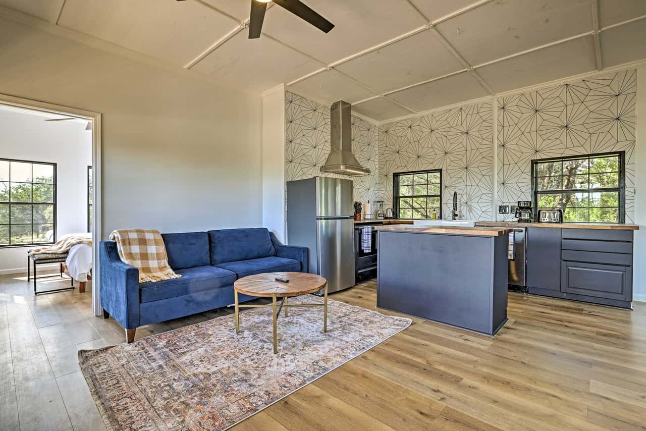 Chic Fredericksburg Retreat - Near Wineries! | 1 Bed Fredericksburg, TX ...