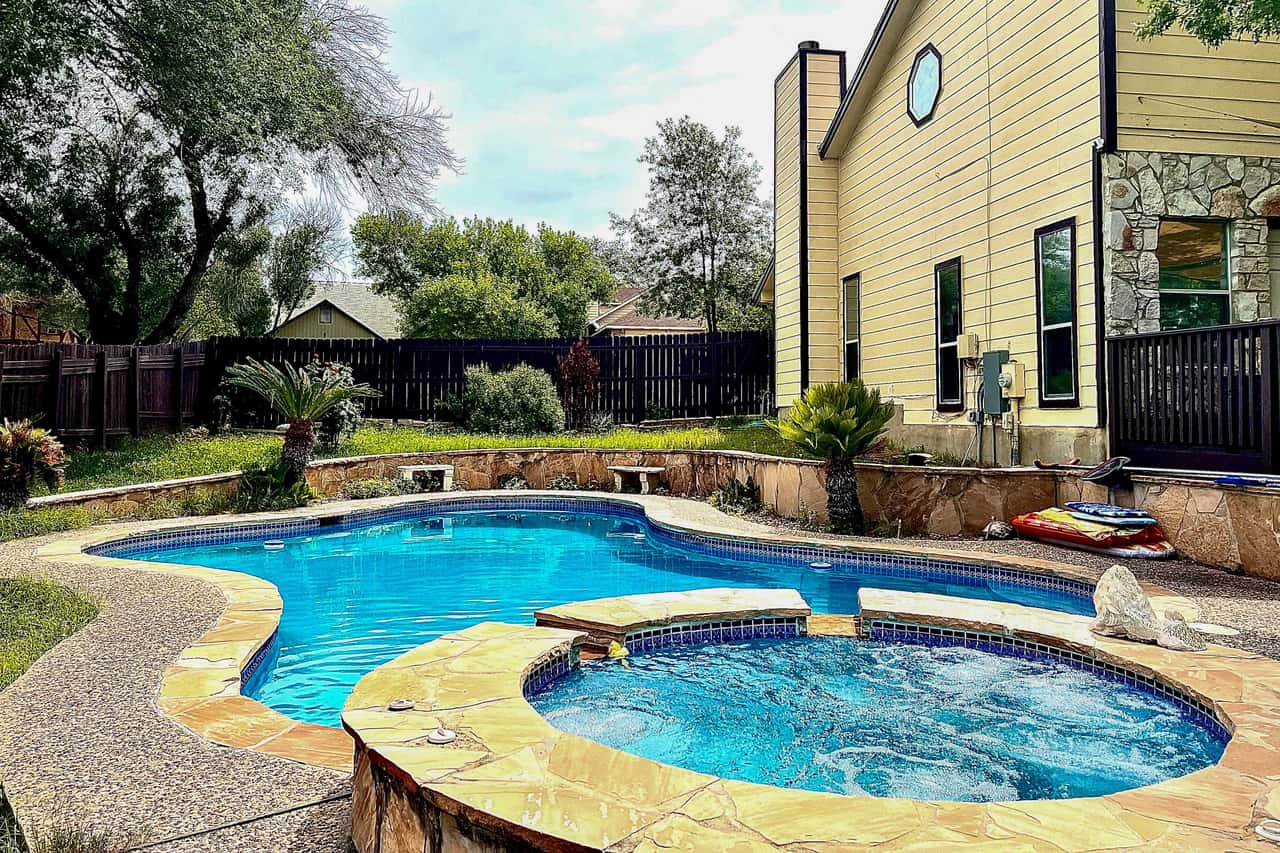 San Antonio Home w/ Pool & Hot Tub Near SeaWorld! | 3 Bed San Antonio ...