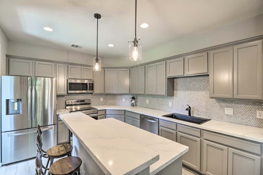 Pet-Friendly Houston Townhome w/ Fenced Yard