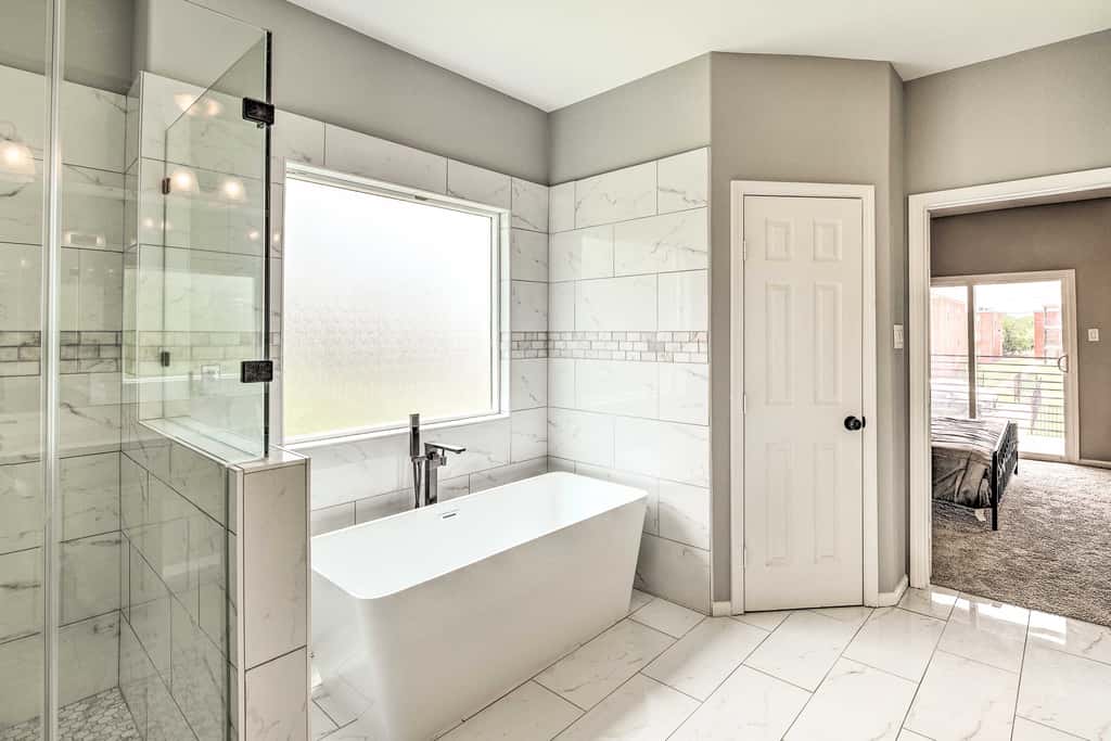 Pet-Friendly Houston Townhome w/ Fenced Yard