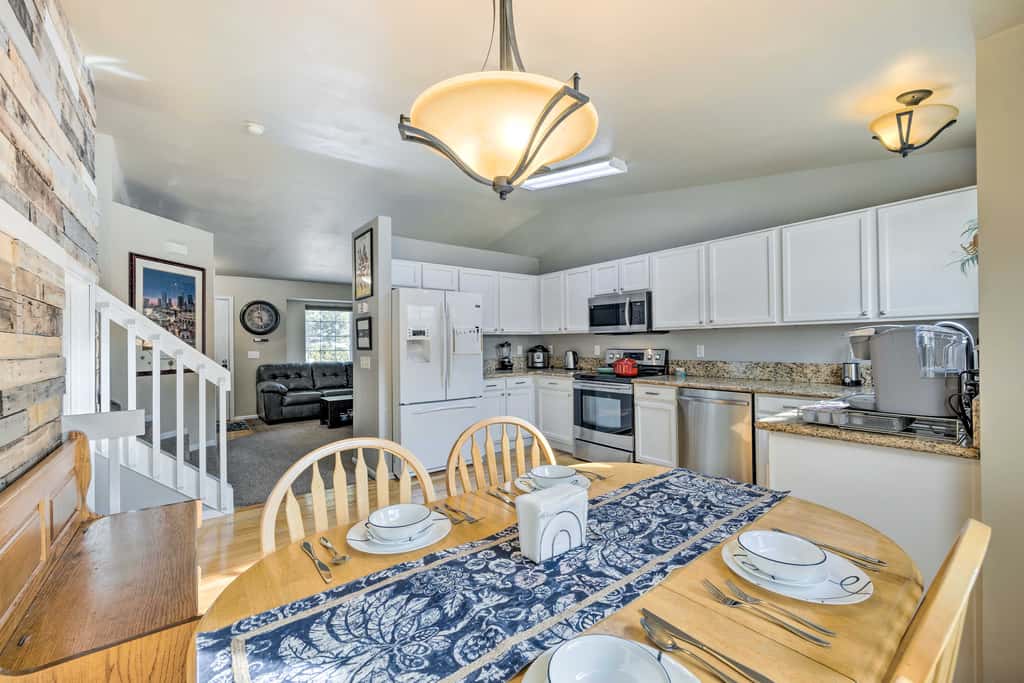 Colorado Springs Vacation Home - Walk to Park