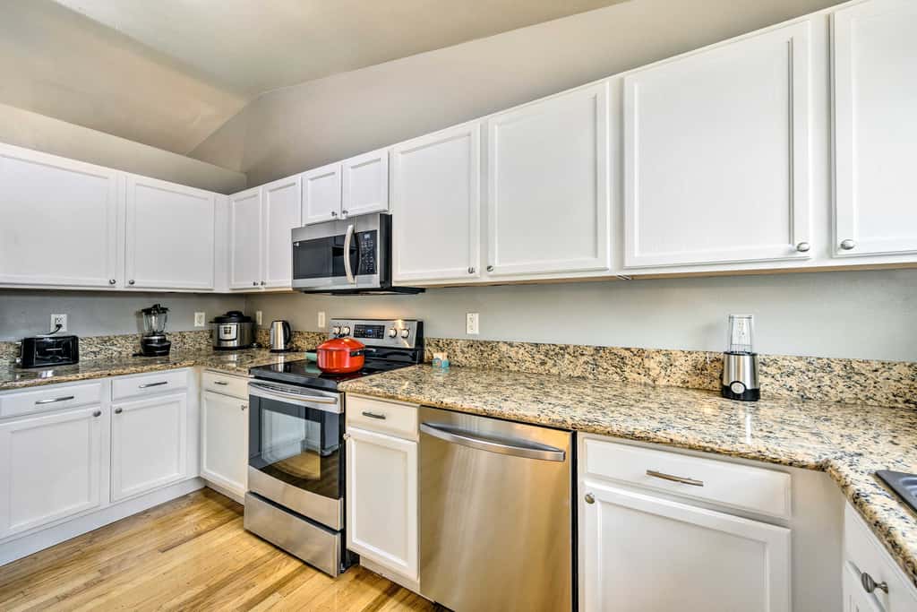 Colorado Springs Vacation Home - Walk to Park
