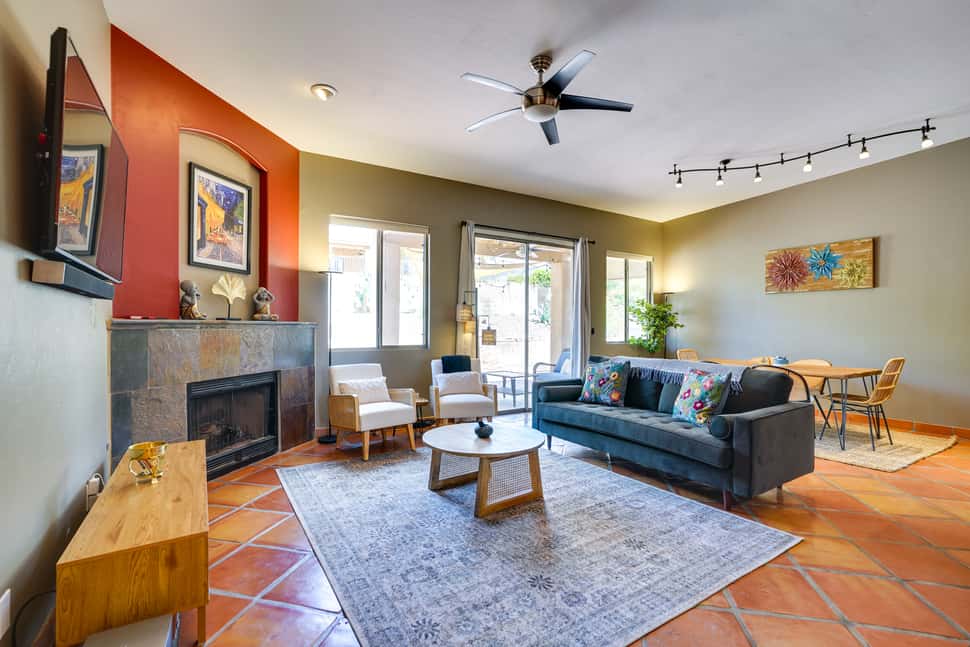 Luxury Tucson Retreat: Patio, Hot Tub & Fireplace | 3 Bed Oro Valley ...