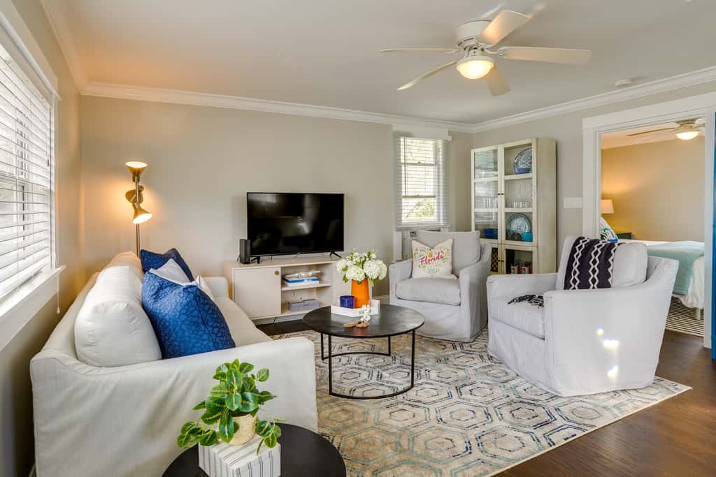 Bright St Petersburg Apartment, Walk to Downtown!