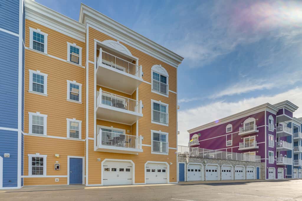 Idyllic New Buffalo Condo: Walk to Beach & Shops!
