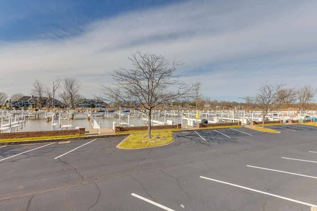 Idyllic New Buffalo Condo: Walk to Beach & Shops!