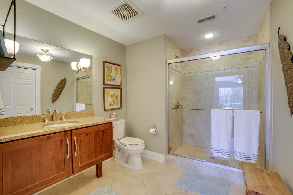Idyllic New Buffalo Condo: Walk to Beach & Shops!