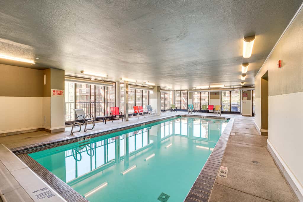 Pool, Hot Tub, & Beach Access! Chelan Family Haven